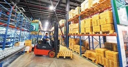 2021年前11個月我國進出口總值達(dá)35.39萬億元，山西以‘六新’強化物流發(fā)展